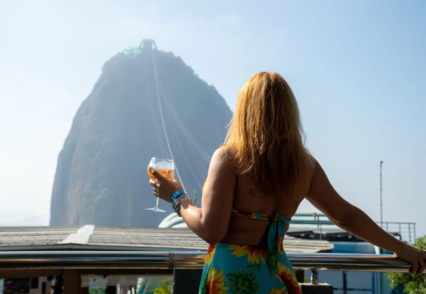 Desayuno con vista al Pan de Azúcar en Embaixada Carioca, Morro da Urca Río